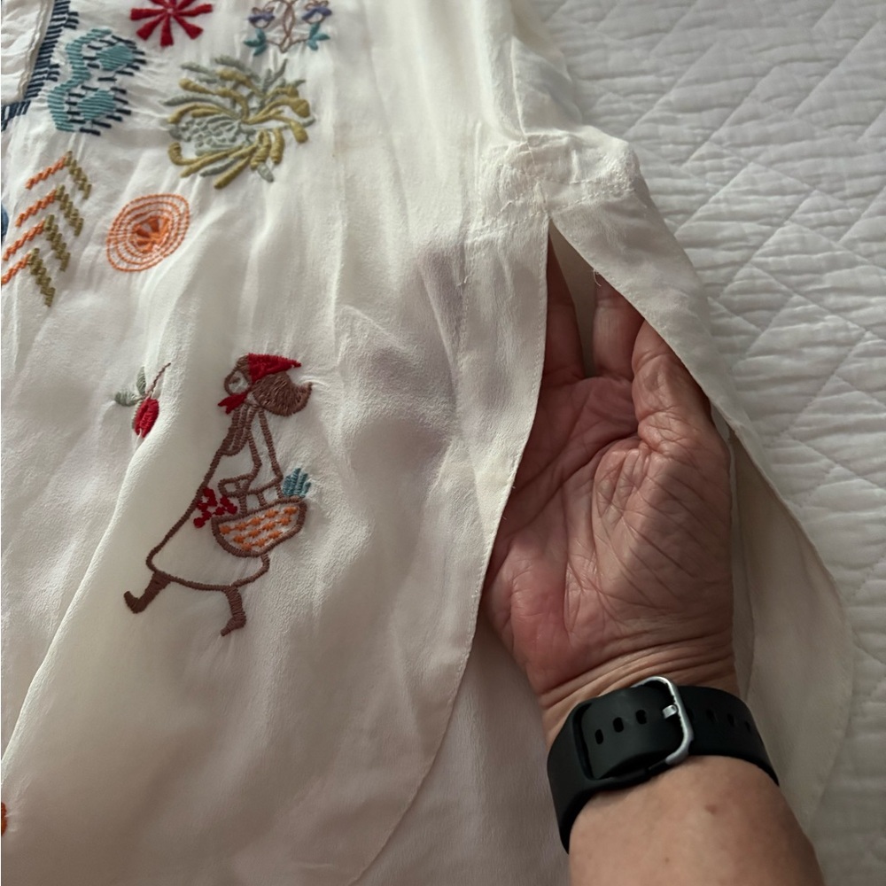 Johnny Was Embroidered White Tunic with Multicolor Patterns - Picture 6 of 13